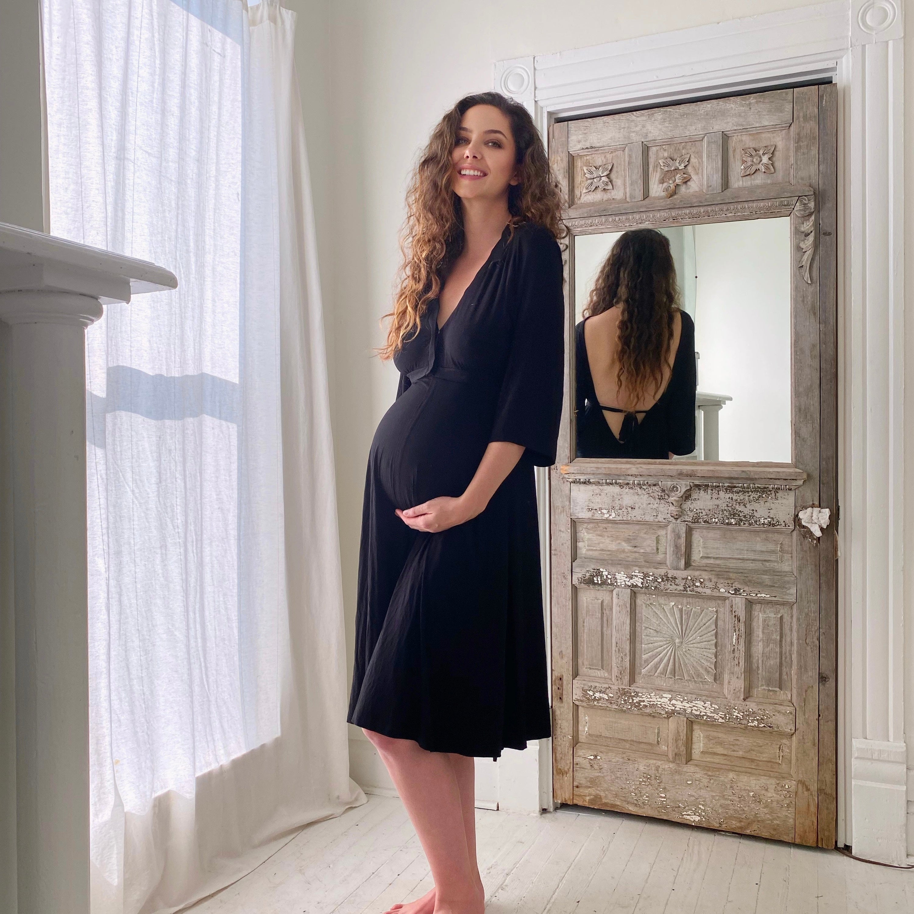 Lila Labor & Postpartum Gown in Black – Lila - Canada